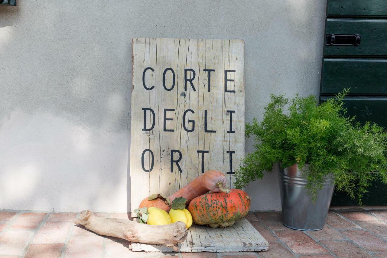 Corte Degli Orti Мира Экстерьер фото